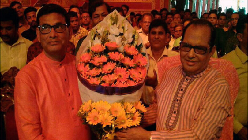 সোনারগাঁয়ে পূজা মন্ডপ পরিদর্শন করলেন প্রতিমন্ত্রী