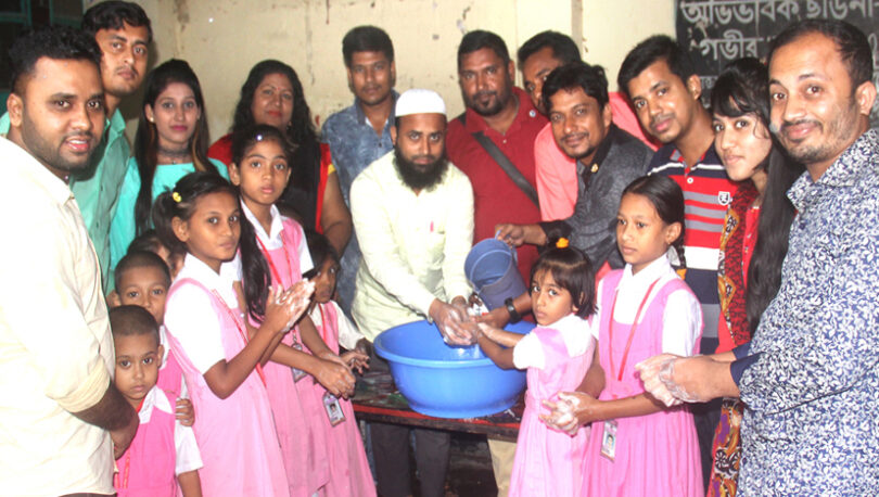 রোটারেক্ট ক্লাব অব শীতলক্ষ্যার বিশ্ব হাত ধোয়া দিবস পালন