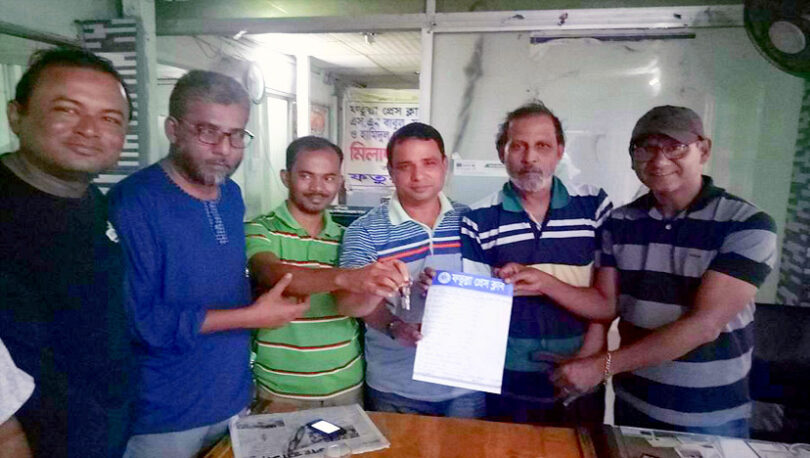 ফতুল্লা প্রেস ক্লাবে নয়া কমিটির দায়িত্ব গ্রহন