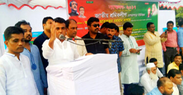 দুর্দিনে কেউ মাঠে থাকেনা ॥ আমিই থেকে আবারও প্রমান করলাম : কালাম