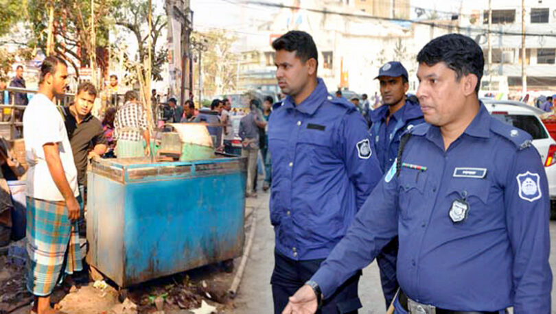 নারায়ণগঞ্জে হকারদের আন্দোলনে সাড়া নেই