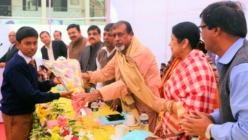 হাইস্কুলের উন্নয়নে এমপি সেলিম ওসমানের দেড় কোটি টাকা অনুদানের ঘোষনা