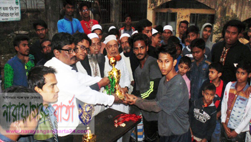 বাগে জান্নাত ফুটবল টুর্নামেন্টে চ্যাম্পিয়ন মিশনপাড়া যুব সংঘ