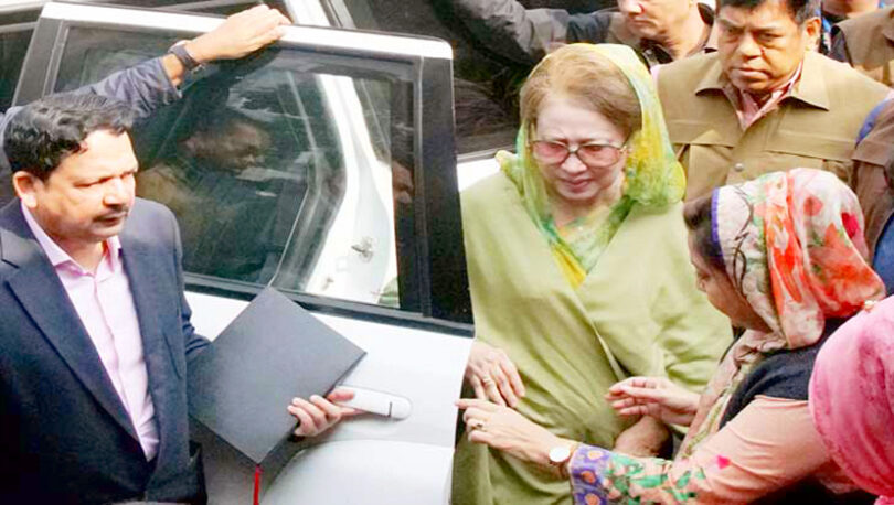 খালেদা জিয়ার ৫, তারেকের ১০ বছর সাজা