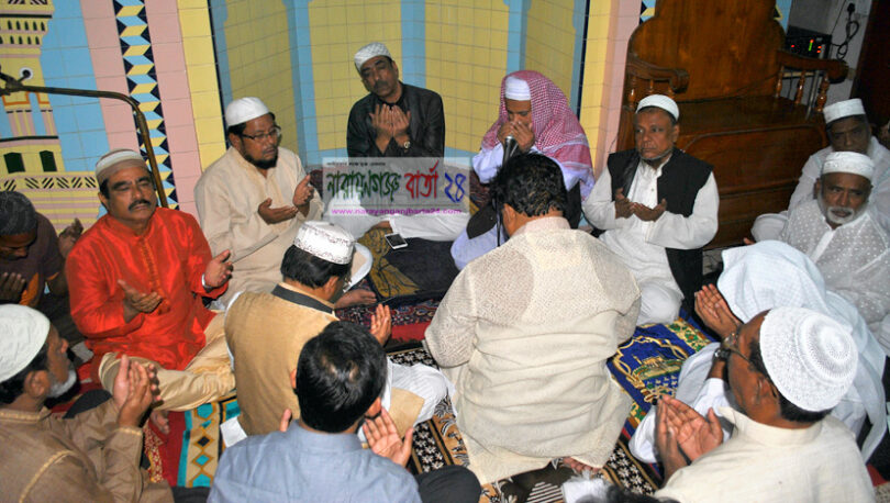 বাবা-মা ও বড় ভাইয়ের জন্য দোয়া চাইলেন শামীম ওসমান