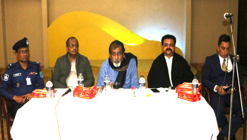 হকারদের জন্য হলিডে মার্কেটের প্রস্তাব