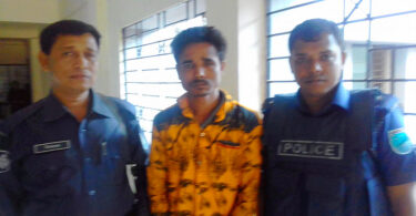 ধর্ষক আটক, মৃত্যুর সাথে পাঞ্জা লড়ছে ধর্ষিতা