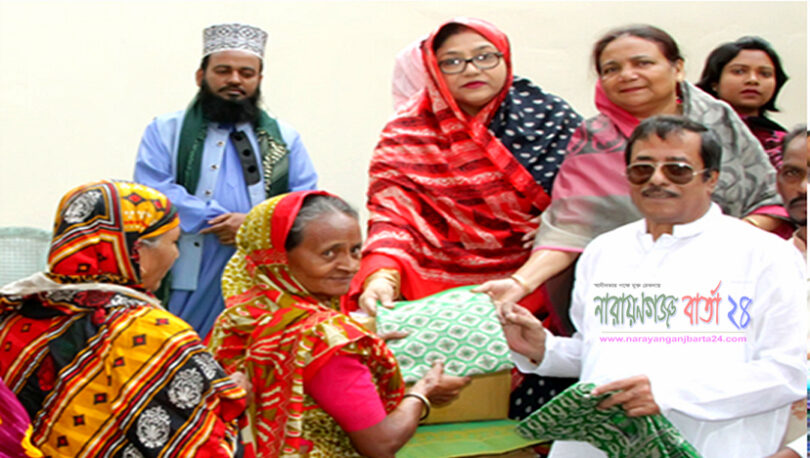 খান সাহেব ওসমান আলীর মৃত্যুবার্ষিকী উপলক্ষে দু:স্থদের কাপড় বিতরণ