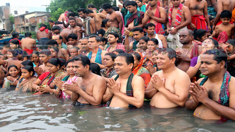 লাঙ্গলবন্দে অষ্টমী স্নানোৎসব শুরু