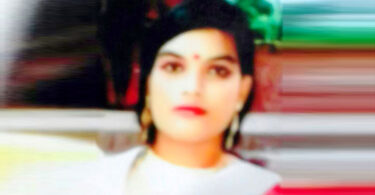 পরকিয়া প্রেমে ঘর ছেড়েছে স্ত্রী