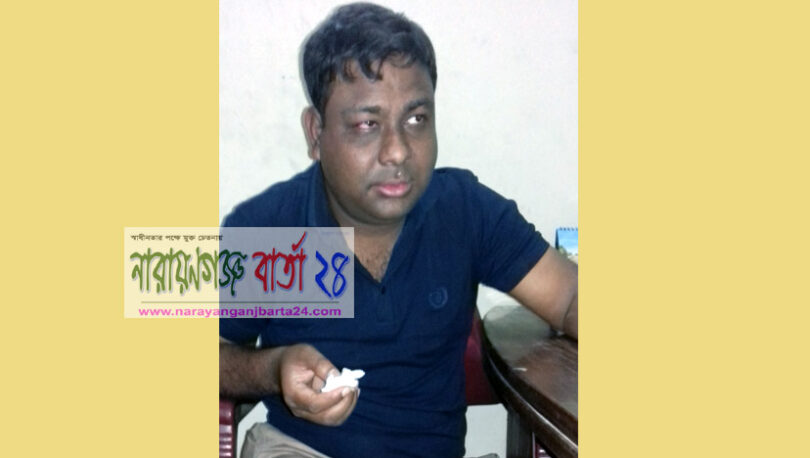 ফার্মেসীতে জরিমানা ৫ হাজার অত:পর ভূয়া ম্যাজিষ্ট্রেট আটক