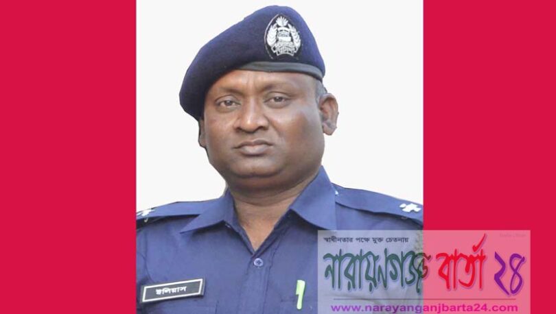 ছুরিকাঘাতে দারোগা আহত : পিতাপুত্রকে ৭ দিন রিমান্ডের আবেদন