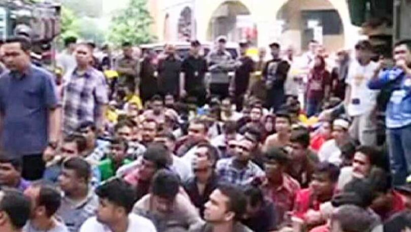মালয়েশিয়া থেকে ফিরতে হবে লাক্ষাধিক বাংলাদেশিকে!