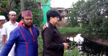 চৈতী কম্পোজিটকে বিষাক্ত বর্জ্য খালে না ফেলতে এমপি খোকার নির্দেশ