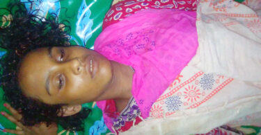 প্রেমে বাধা দেওয়ায় গলায় ফাঁস