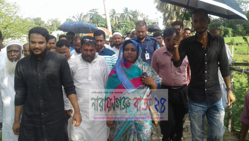 রাস্তা ও ধর্মীয় প্রতিষ্ঠান পরিদর্শন করেছেন মেয়র আইভী