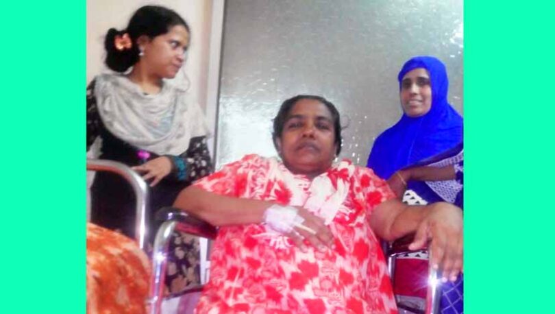 আ.লীগ নেত্রীর সুস্থ্যতা কামনায় দোয়া