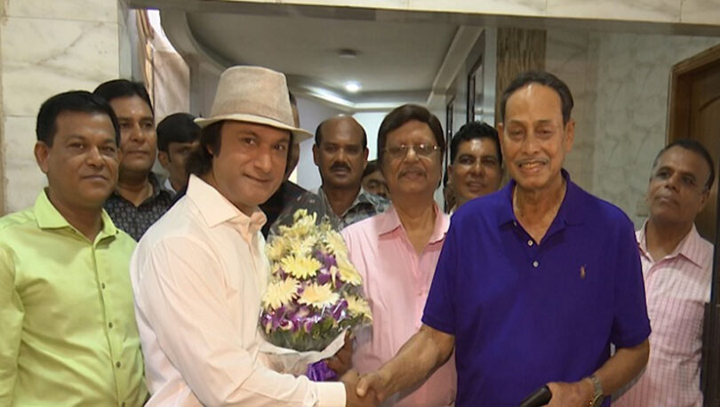জাতীয় পা‌র্টি‌তে যোগ দি‌লেন জন‌প্রিয় কন্ঠ‌শি‌ল্পি সা‌ফিন আহ‌মেদ