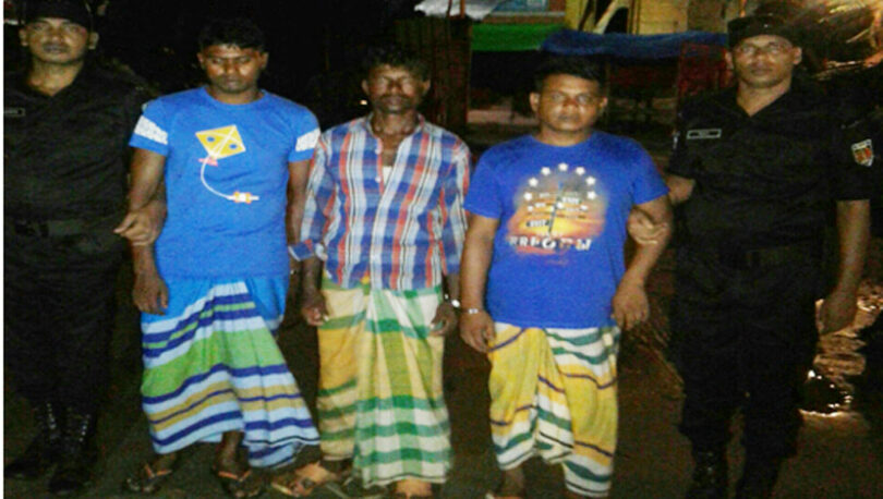 ফতুল্লায় এ্যালকোহল ও গাঁজাসহ ৩ মাদক ব্যবসায়ী গ্রেফতার