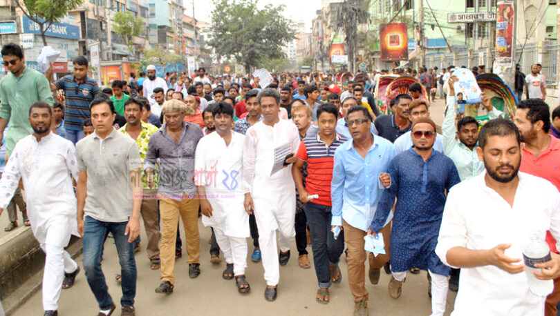 “নৌকা ছাড়া অন্য মার্কায় ভোট দিতে চাই না”