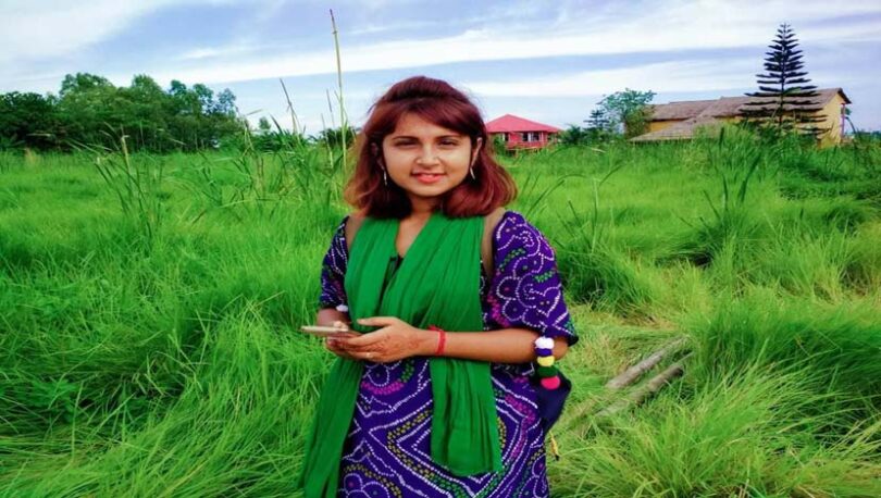 ফতুল্লার লেডী মাস্তান পলিনের শহরে তাফালিং