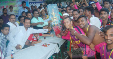বন্দরে প্রীতি ফুটবল ম্যাচ অনুষ্ঠিত