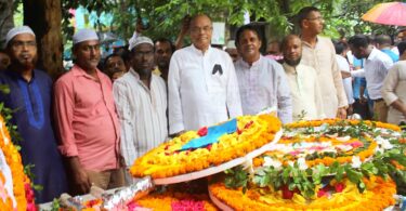 আব্দুল মতিন চৌধুরীর ৬ষ্ঠ মৃত্যু বার্ষিকী ও সমাধীতে ফুল দিয়ে শ্রদ্ধাঞ্জলী
