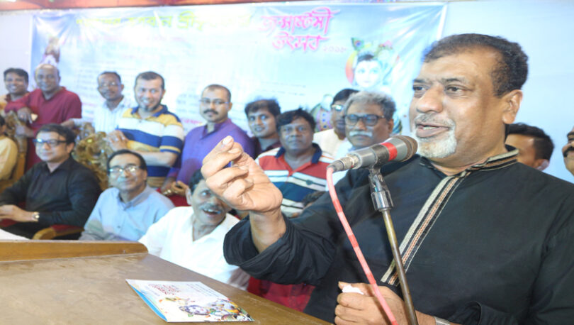 শেখ হাসিনা ছাড়া অন্য চিন্তা করলে হারাতে হবে অনেক কিছু : সেলিম ওসমান