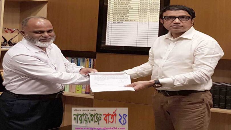 ভিক্ষুক পূনর্বাসন লক্ষ্যে জেলা প্রশাসনের নিকট সাড়ে ৫ লাখ টাকা হস্তান্তর