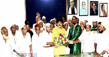 সোনারগাঁয়ে বিএনপির তিন শতাধিক নেতাকর্মী জাতীয় পার্টিতে যোগদান
