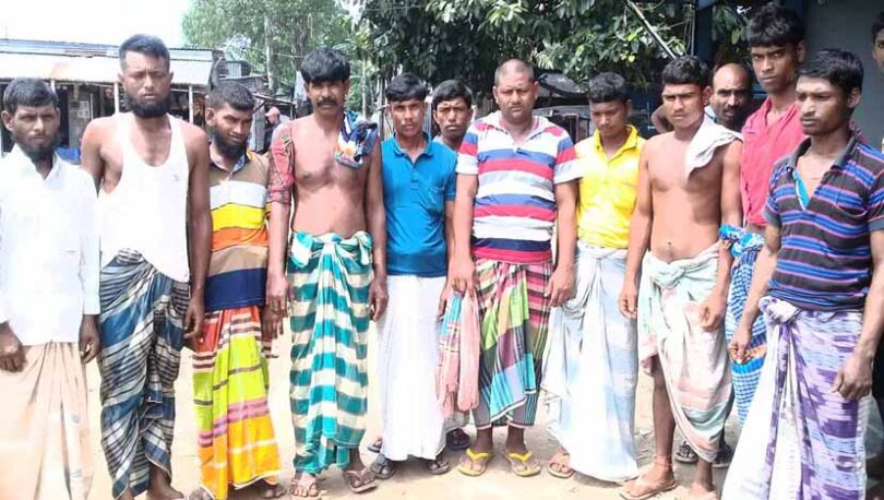 আলীরটেকে ডাকাতি আহত-১৬, মালামাল লুট