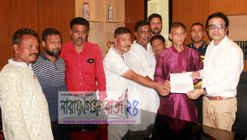 সড়ক পরিবহন আইন কতিপয় ধারা বাতিলে ডিসি’র নিকট স্মারক লিপি