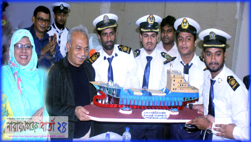 শিক্ষা-গবেষণার মাধ্যমে প্রশিক্ষিত জনবল তৈরি করতে হবে : মজিদ মোল্লা