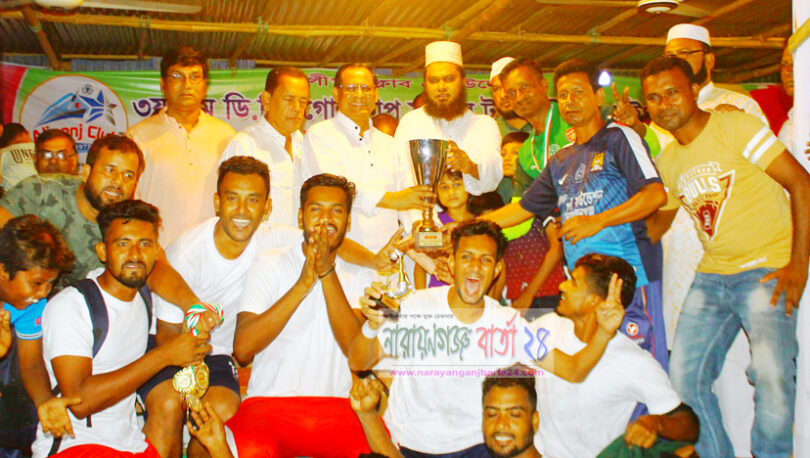 আলীগঞ্জ মাঠ রক্ষায় পলাশের পাশে থাকবেন আনোয়ার হোসেন