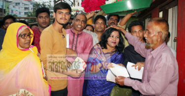 নৌকার পক্ষে ভোট চাইলেন মাহমুদা মালা