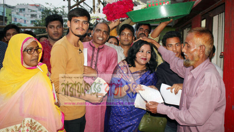 নৌকার পক্ষে ভোট চাইলেন মাহমুদা মালা
