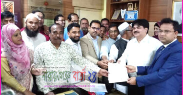 জাতীয় পার্টি মনোনয়ন প্রার্থী লিয়াকত হোসেন খোকা‘র মনোনয়ন জমা