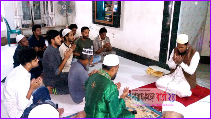 আওয়ামী প্রচারলীগের উদ্যোগে অয়ন ওসমানের জন্য দোয়া