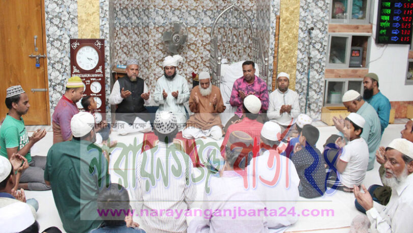প্রয়াত এম‌পি না‌সিম ওসমান সহ এম‌পি সে‌লিম ও শামীম ওসমা‌নের জন্য দোয়া