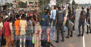 মদনপুরে দুই গ্রুপের সংঘর্ষে আহত অর্ধশতাধিক