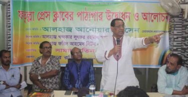 সাংবাদিকরাই পারে সমাজকে বদলে দিতে : আনোয়ার হোসেন