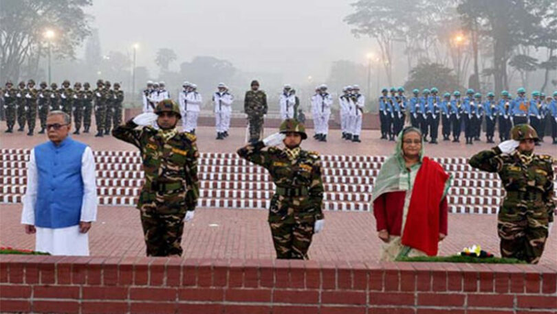 জাতীয় স্মৃতিসৌধে রাষ্ট্রপতি ও প্রধানমন্ত্রীর শ্রদ্ধা