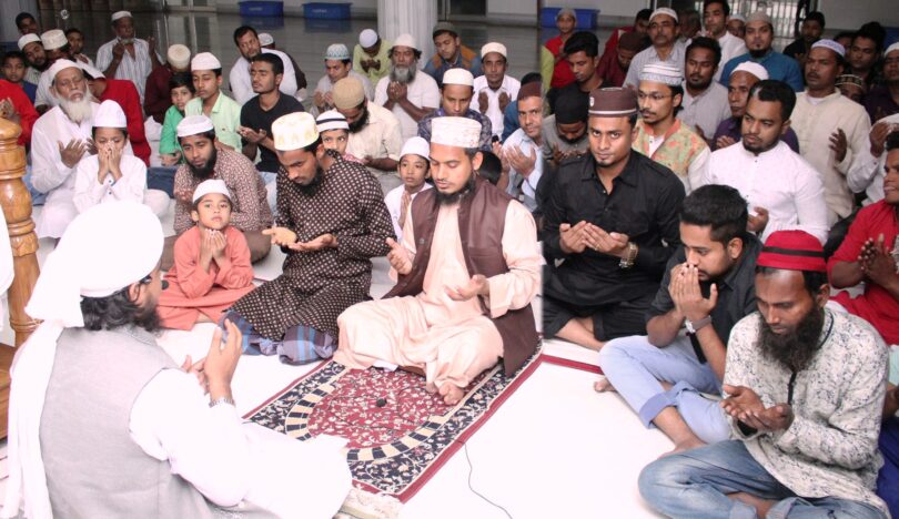 আল আমিন ও শান্ত’র উদ্যোগে মীর সোহেলের সুস্থ্যতা কামনায় দোয়া