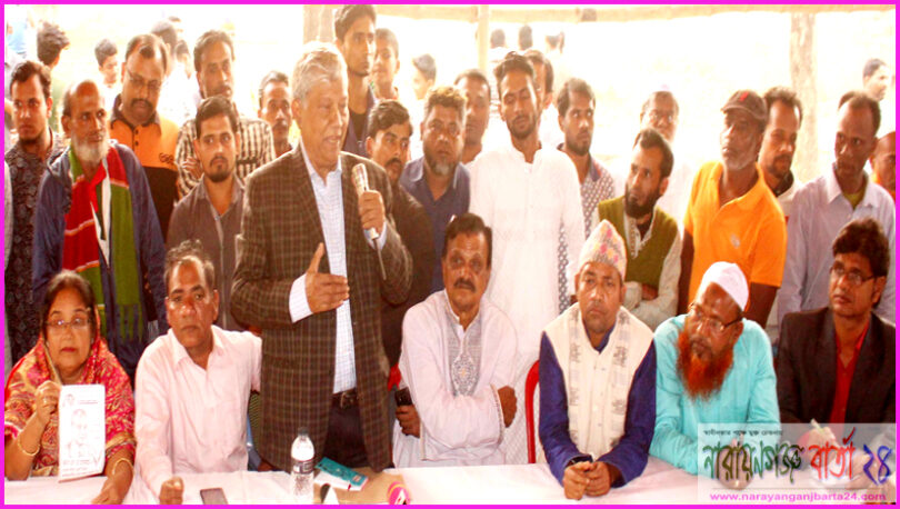 আ.লীগের অনেক নেতা লুটপাট করেও বুক ফুলিয়া রাস্তায় হাটে : এস এম আকরাম