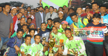 নাসিম ওসমান স্মৃতি ফুটবল লীগে মহসিন ক্লাবকে হারিয়ে শিরোপা নিলো সিরাজউদ্ধৌলা