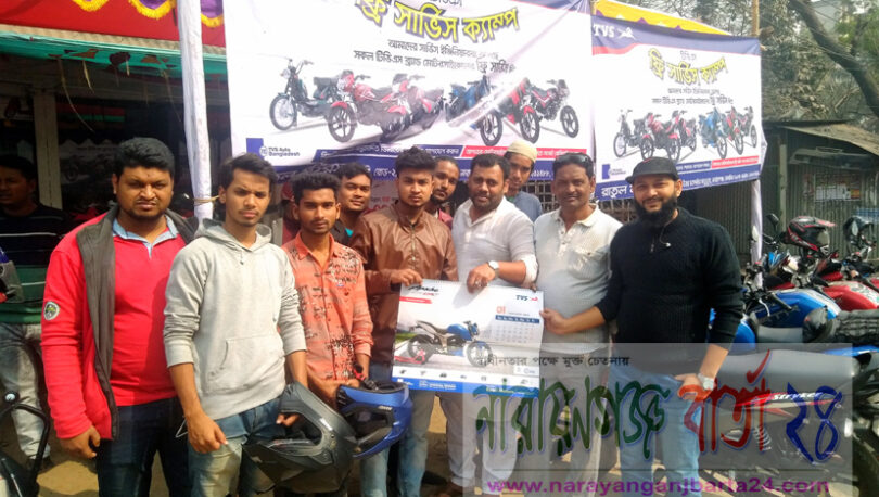 রাতুল মোটরস এর শোরুমে উপচে পড়া ভীড়