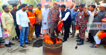 নাসিক ১৬নং ওয়ার্ডে অগ্নি-প্রতিরোধ ও ভূমিকম্প প্রস্তুতি বিষয়ক ওরিয়েন্টেশন