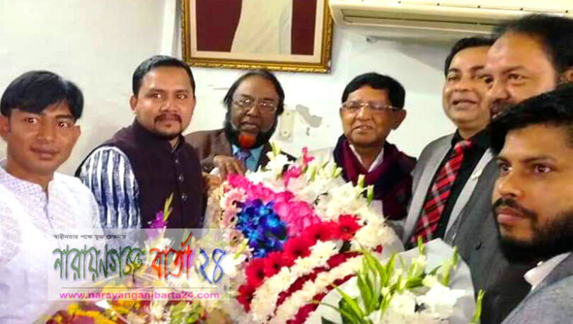 গরীব মানুষকে কম খরচে উন্নতমানের চিকিৎসা দিতে হবে : মন্ত্রী গাজী