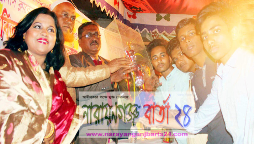 দলীয় টিকিটে এমপি হতে পারলাম না : এড. খোকন সাহা
