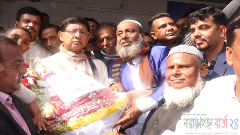 রূপগঞ্জে বস্ত্র ও পাটমন্ত্রীকে ফুলেল শুভেচ্ছা